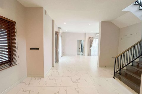 Дом в Банг Круае, Таиланд с 5 спальнями  № 135643 - фото 3