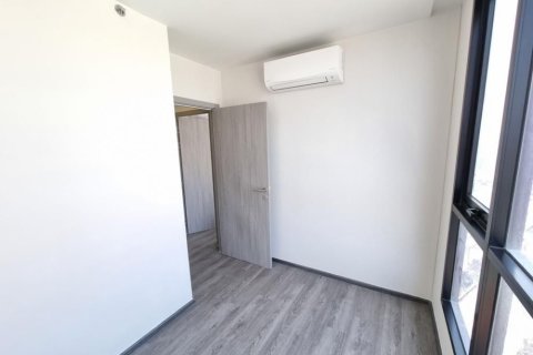 Кондоминиум с 2 спальнями в Бангкапи, Бангкок, Таиланд № 147186 - фото 4