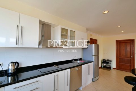 Condo in Pattaya, Thailand, 1 bedroom № 198532 - photo 6