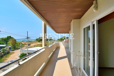 Condo in Pattaya, Thailand, 1 bedroom № 198532 - photo 16
