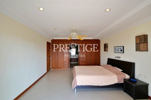 Condo in Pattaya, Thailand, 1 bedroom № 198532 - photo 10