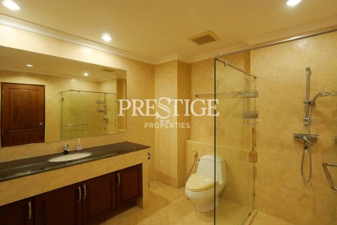 Condo in Pattaya, Thailand, 1 bedroom № 198532 - photo 13