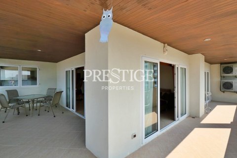 Condo in Pattaya, Thailand, 1 bedroom № 198532 - photo 15