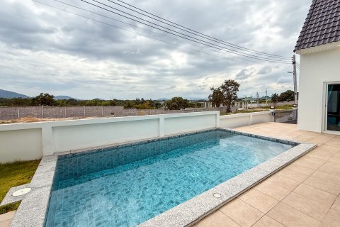 Villa in Hua Hin, Thailand 3 bedrooms № 154037 - photo 16