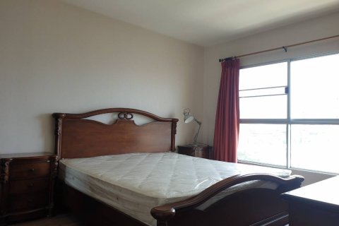 Condo in Bang Na, Bangkok, Thailand, 2 bedrooms № 154032 - photo 6