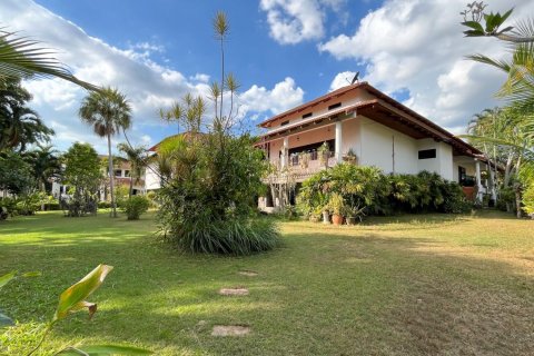 House in Pattaya, Thailand 6 bedrooms № 171752 - photo 8