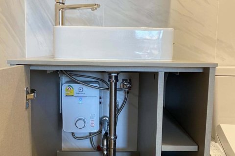 Студия в кондо в Ваттхане, Бангкок, Таиланд № 164433 - фото 16