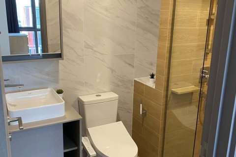 Студия в кондо в Ваттхане, Бангкок, Таиланд № 164433 - фото 13