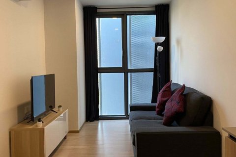 Студия в кондо в Ваттхане, Бангкок, Таиланд № 164433 - фото 3