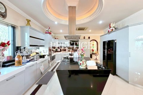 House in Pattaya, Thailand 2 bedrooms № 197754 - photo 8