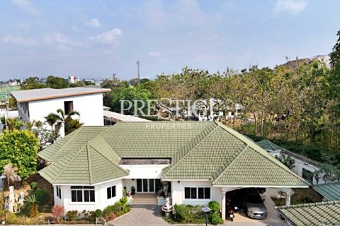 House in Pattaya, Thailand 2 bedrooms № 197754