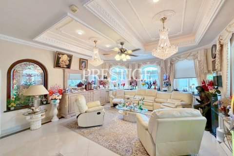 House in Pattaya, Thailand 2 bedrooms № 197754 - photo 3