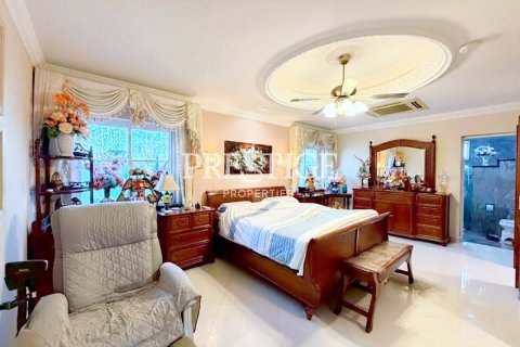 House in Pattaya, Thailand 2 bedrooms № 197754 - photo 11