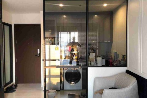 Condo in Bangkok, Thailand, 1 bedroom  № 183557 - photo 8