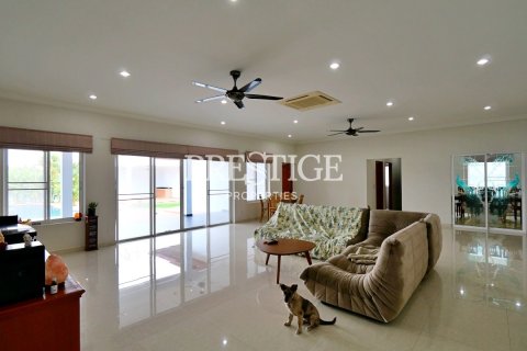 บ้านในพัทยา, ประเทศไทย 4 ห้องนอน № 198501 - รูปถ่าย 3