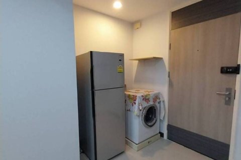 Condo à Bang Kapi, Bangkok, Thaïlande, 1 chambre  № 156294 - photo 4