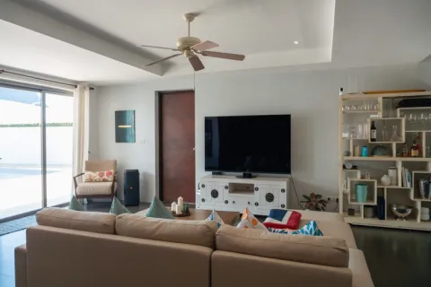 Villa in Phuket, Thailand 4 bedrooms № 156296 - photo 12