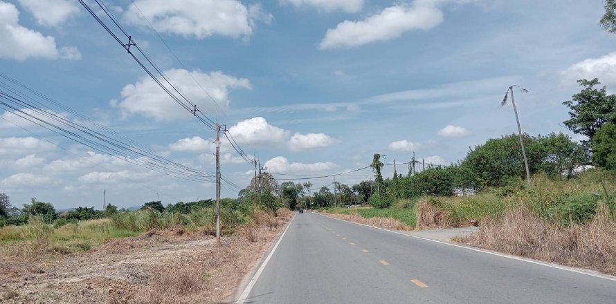 Land in Rayong, Thailand 208000 sq.m. № 159269