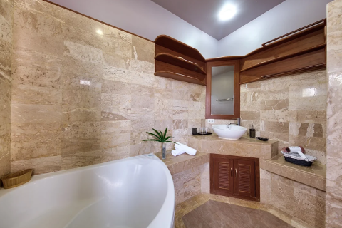 Villa in Ko Samui, Thailand 3 bedrooms № 159274 - photo 15