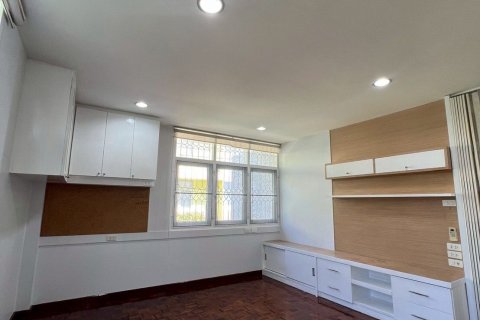 Таунхаус в Банг Пхлате, Бангкок, Таиланд с 3 спальнями  № 158515 - фото 15