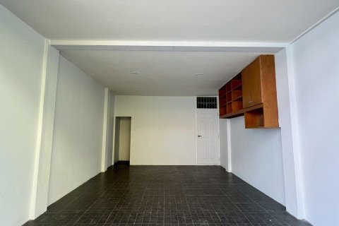 Townhouse in Bang Phlat, Bangkok, Thailand 3 bedrooms № 158515 - photo 2