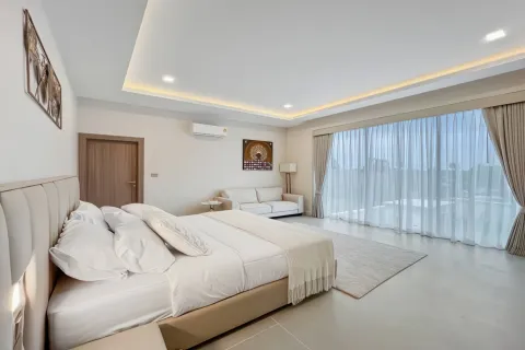 Villa in Pattaya, Thailand 7 bedrooms № 155712 - photo 28