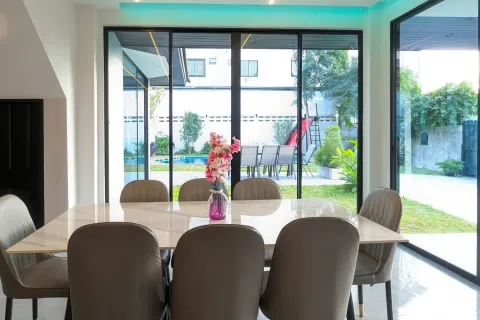 House in Pattaya, Thailand 7 bedrooms № 155708 - photo 25