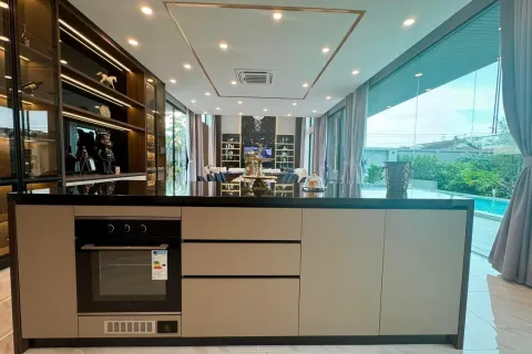 Villa à Pattaya, Thaïlande 6 chambres № 155713 - photo 12