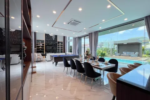 Villa à Pattaya, Thaïlande 6 chambres № 155713 - photo 7