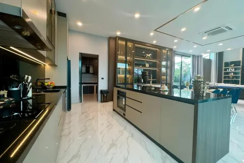 Villa à Pattaya, Thaïlande 6 chambres № 155713 - photo 11