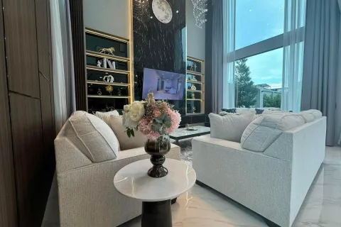 Villa à Pattaya, Thaïlande 6 chambres № 155713 - photo 15