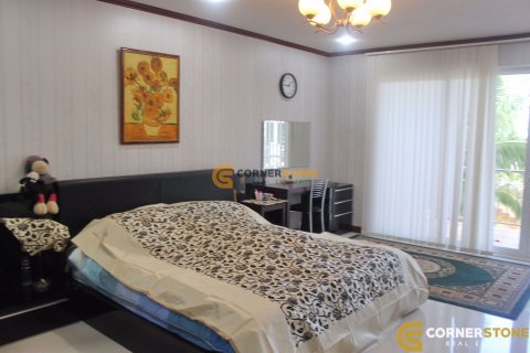 Studio on Jomtien Beach, Pattaya, Thailand № 26924 - photo 24