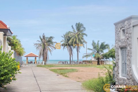 Studio on Jomtien Beach, Pattaya, Thailand № 26924