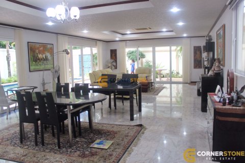 Studio on Jomtien Beach, Pattaya, Thailand № 26924 - photo 13