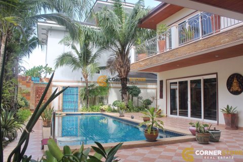 Studio on Jomtien Beach, Pattaya, Thailand № 26924 - photo 2
