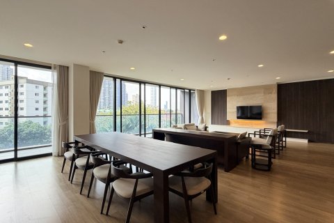 Condo in Watthana, Bangkok, Thailand, 3 bedrooms № 201330 - photo 19