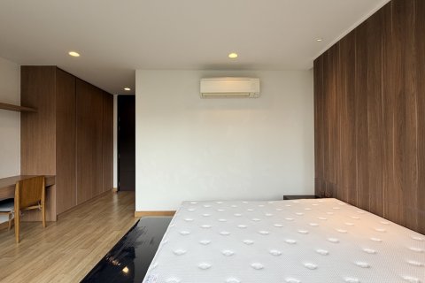Condo in Watthana, Bangkok, Thailand, 3 bedrooms № 201330 - photo 12