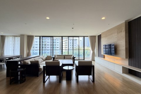 Condo in Watthana, Bangkok, Thailand, 3 bedrooms № 201330 - photo 23