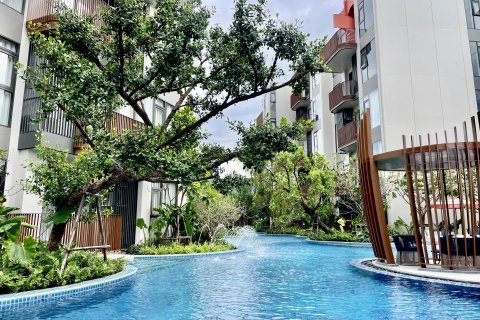 Condo in Phuket, Thailand, 2 bedrooms  № 157207 - photo 15