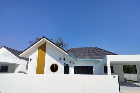 Villa in Chiang Mai, Thailand 3 bedrooms № 157204 - photo 13