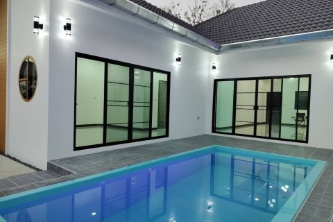 Villa in Chiang Mai, Thailand 3 bedrooms № 157204 - photo 2