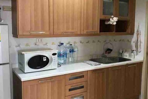 Condo in Phaya Thai, Bangkok, Thailand, 2 bedrooms № 183528 - photo 6