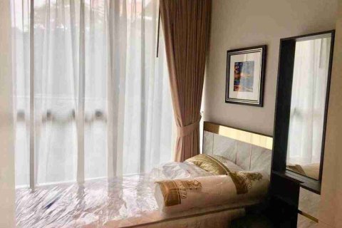 Condo in Bangkok, Thailand, 2 bedrooms  № 183527 - photo 6