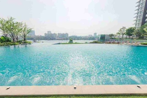 Condo in Thonburi, Bangkok, Thailand, 1 bedroom  № 183525 - photo 2