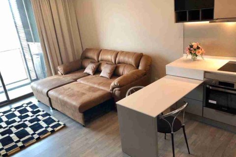 Condo in Thonburi, Bangkok, Thailand, 1 bedroom  № 183525 - photo 6