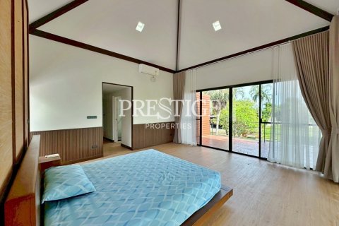บ้านในพัทยา, ประเทศไทย 5 ห้องนอน № 198070 - รูปถ่าย 15