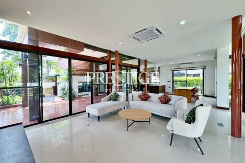 บ้านในพัทยา, ประเทศไทย 5 ห้องนอน № 198070 - รูปถ่าย 3