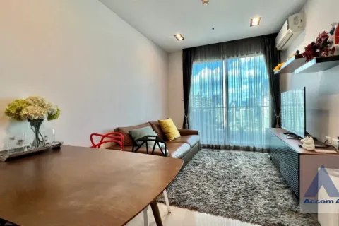 Condo in Huai Khwang, Bangkok, Thailand, 1 bedroom  № 218878