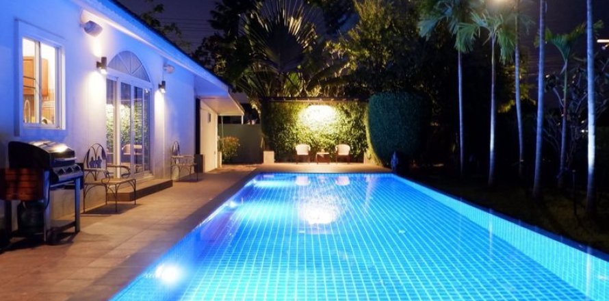 Maison à San Sai, Thaïlande 3 chambres № 156452