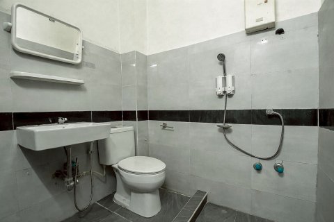 Таунхаус в Сатхоне, Бангкок, Таиланд с 4 спальнями  № 156447 - фото 24